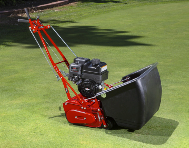 McLane 20-5.50GT-7 Front Throw Reel Mower 20" Self-Propelled 7B B&S,Side View. 