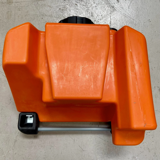 Multiquip Genuine Part 731598 Water Tank Kit MVC88VTHW (Notes),Side View.