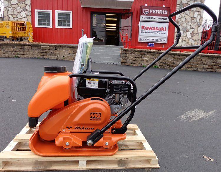 Multiquip MVC88VTHW Vibratory Plate Compactor w/ Water Tank - SLE Equipment - 3