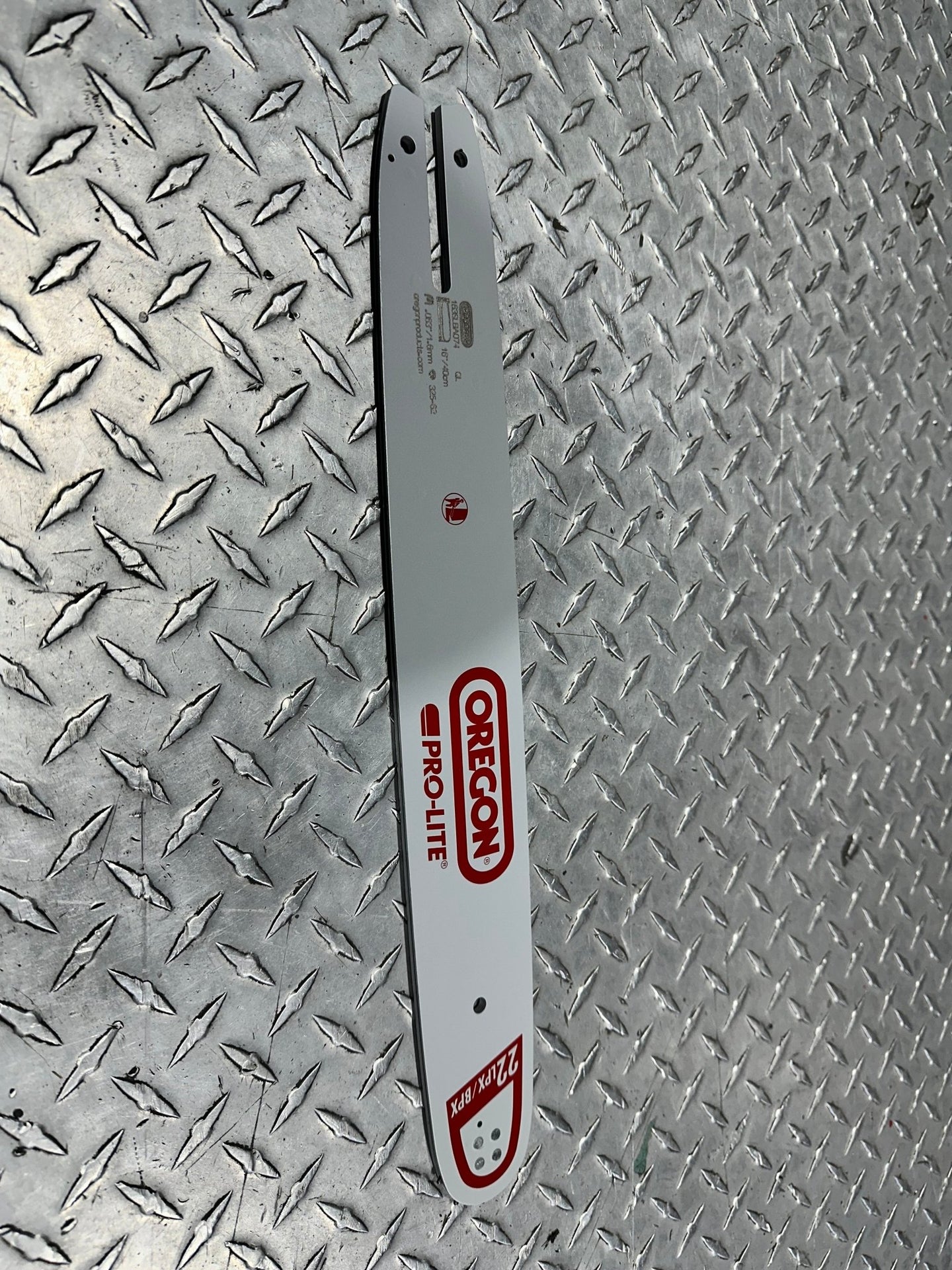 Oregon 163SLBA074 16'' Chainsaw Bar .063" Gauge .325" Pitch Pro-Lite Bar