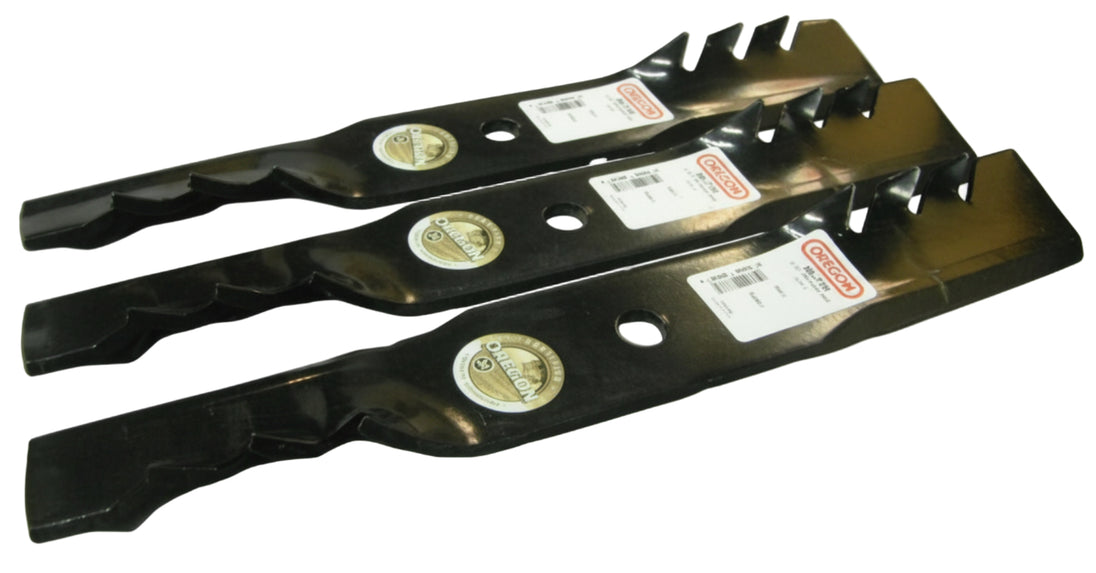 Oregon 96-738 Set of 3 Lawn Mower Blades John Deere AM39966, M86209 side view picture