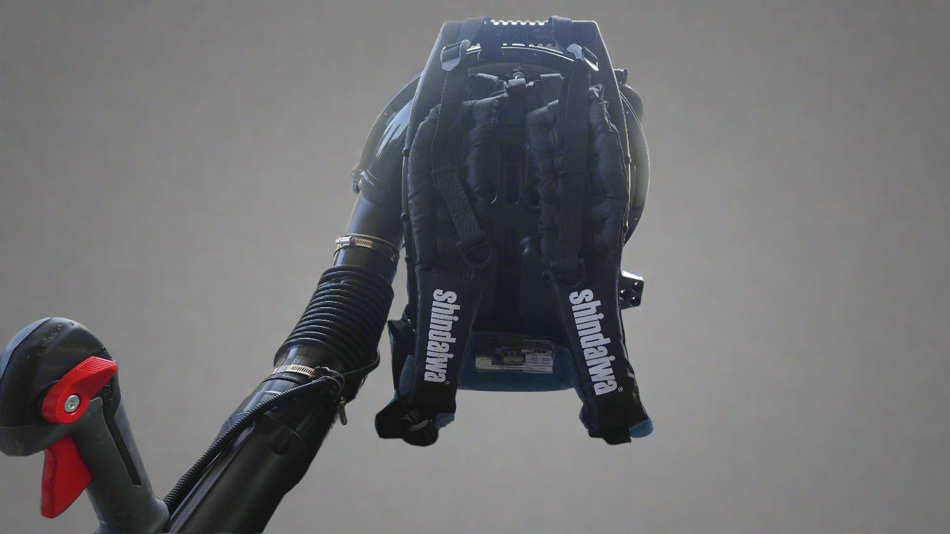 Shindaiwa EB610RT 59.7 cc Professional Backpack Blower With Tube Throttle, Back pack View. 