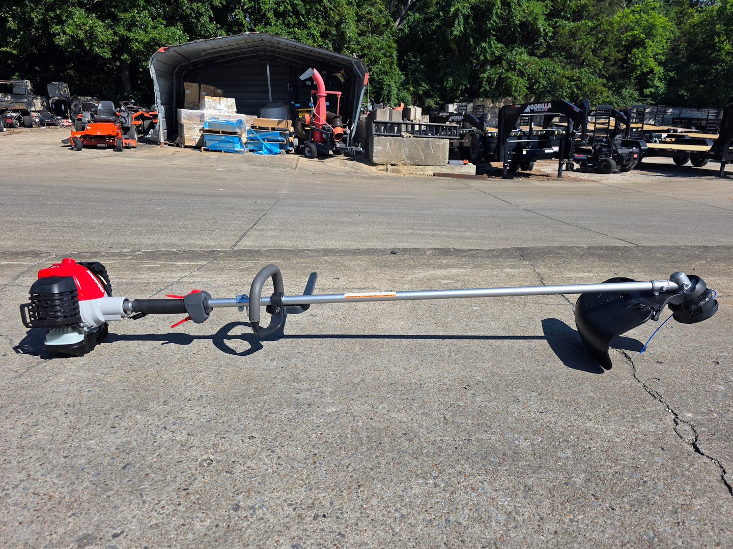 Shindaiwa T262X 25.4cc 2-Stroke Straight Shaft String Trimmer A Left side picture 

