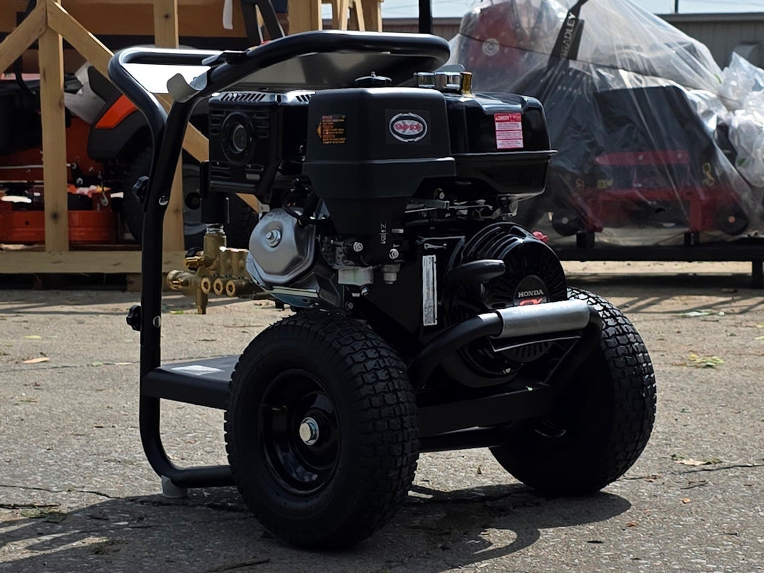 Simpson PowerShot PS4240 Pressure Washer 4200 PSI Gas/Cold (49 State) Front left angle picture 