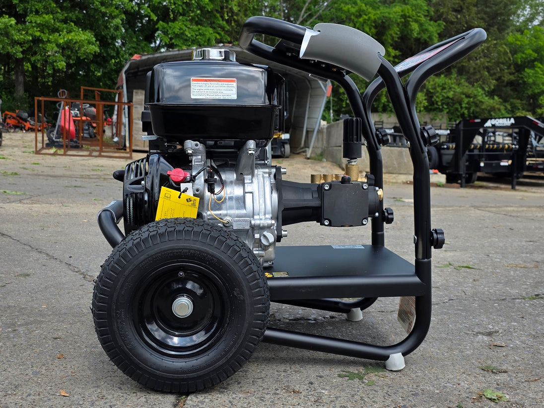 Simpson PowerShot PS4240 Pressure Washer 4200 PSI Gas/Cold (49 State) Right side picture 
