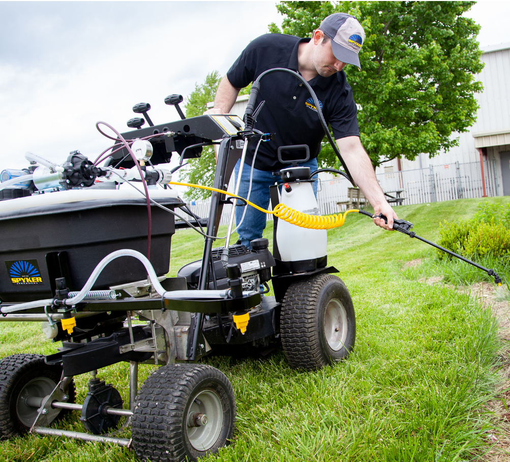 Spyker SPYDSB-9G Drop-in Sprayer Attachment  - Boom Sprayer For Spreaders,Font View. 
