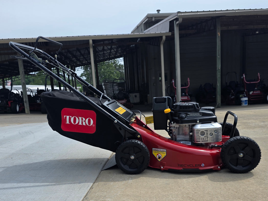 Toro 22298 Heavy Duty Self Propelled 21" Walk Behind Mower 4.5HP Kawasaki (Toro Pre-Season Rebate) Left side picture 