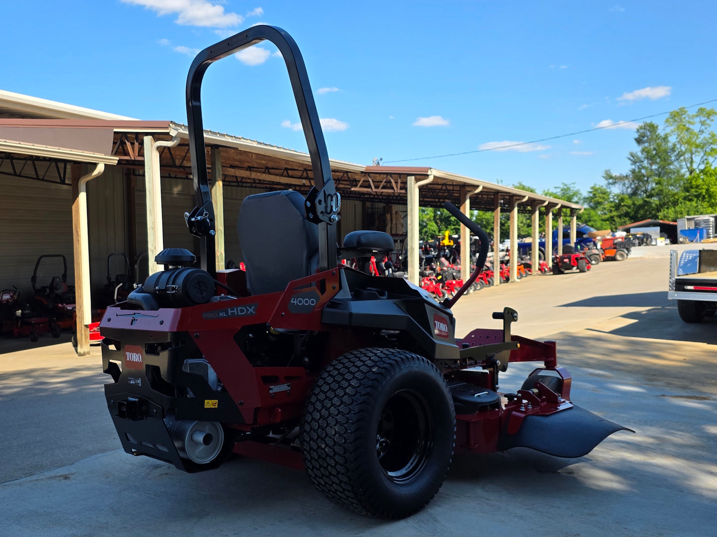 Toro 74016 60" ZMaster 4000 HDX Pro Zero Turn Mower 31HP KAW Back right angle picture 
