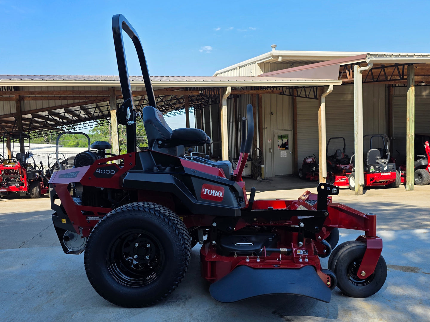 Toro 74016 60" ZMaster 4000 HDX Pro Zero Turn Mower 31HP KAW Left side picture 