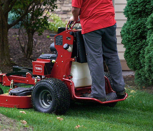 Toro GrandStand 74513 Stand On Mower