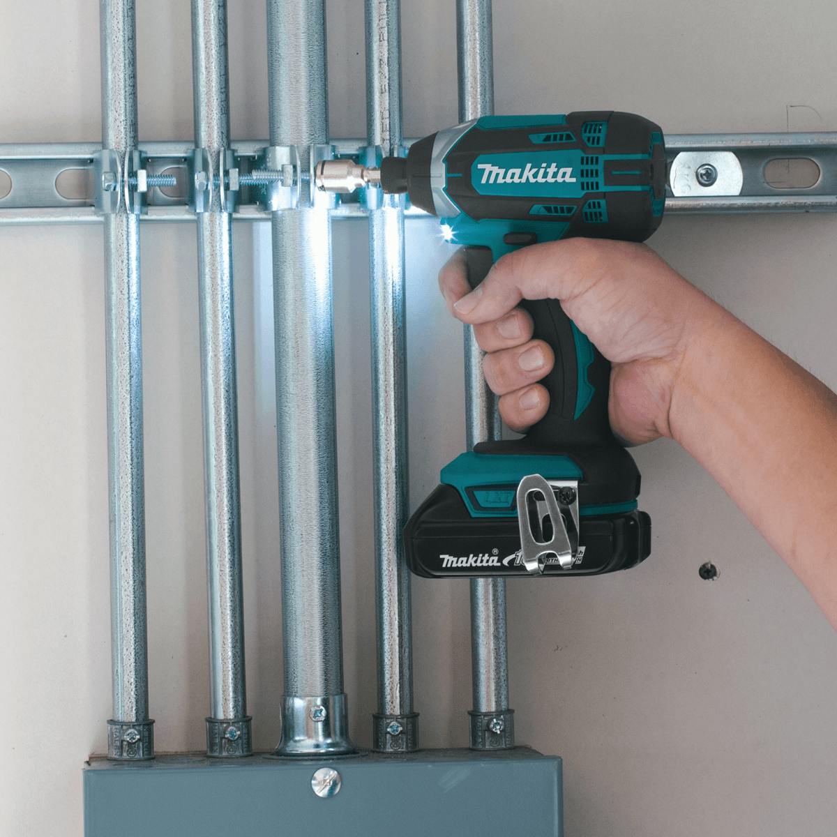 Makita CT225SYX Compact Cordless 2?Pc. Combo Kit 18V LXT 1.5Ah - SLE Equipment - 4