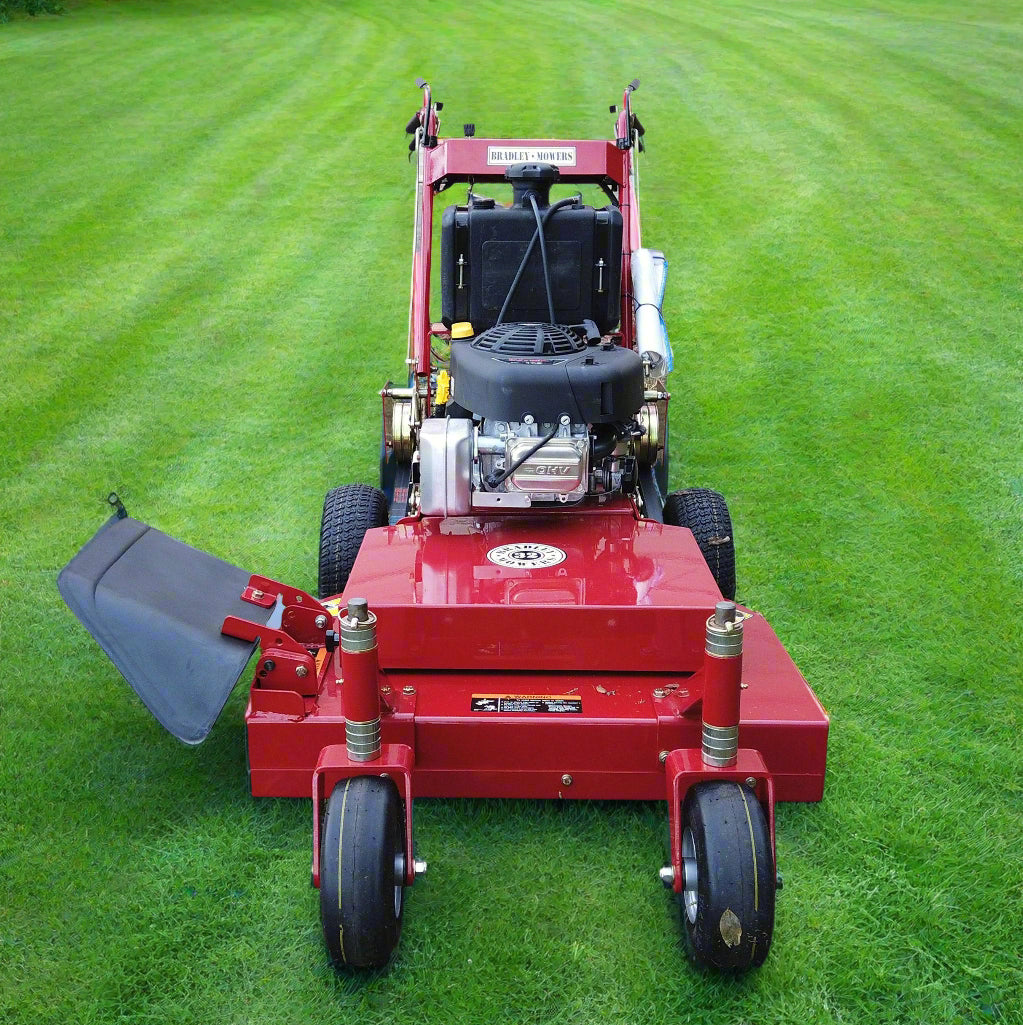 Bradley 32" Walk Behind Mower Belt Drive - 17.5 HP Briggs Pull Start w/ Electric Clutch 32BDE-BS17