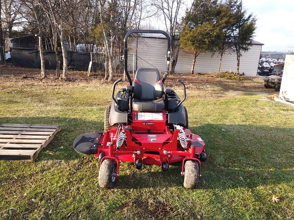 Ferris IS2100Z Zero Turn Mower 61" Deck 25.5 hp Kawasaki