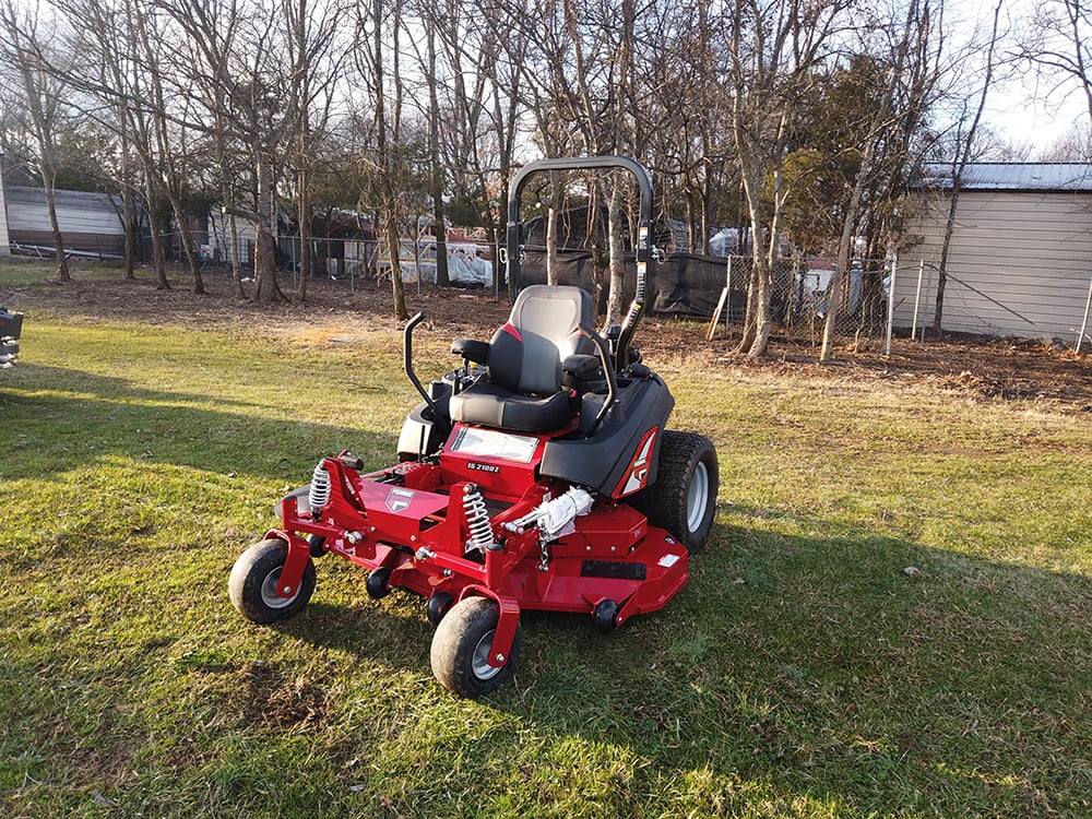 Ferris IS2100Z Zero Turn Mower 61" Deck 25.5 hp Kawasaki