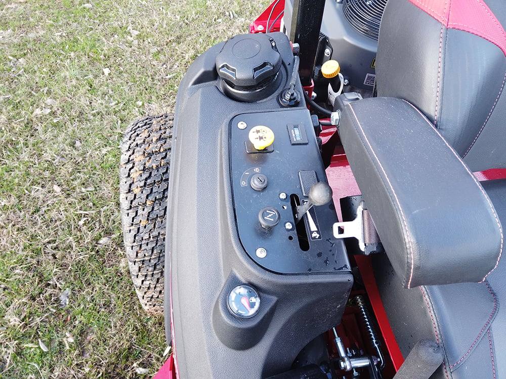 Ferris IS2100Z Zero Turn Mower 61" Deck 25.5 hp Kawasaki