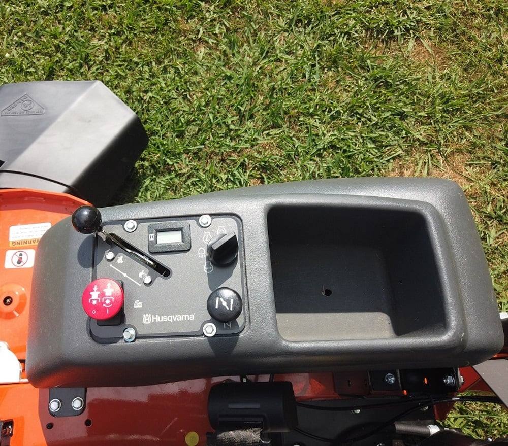 Husqvarna MZ61 Kawasaki Zero Turn Mower w/ Bagger Package