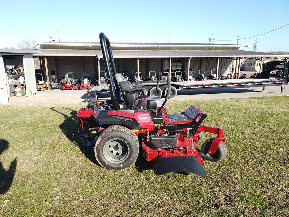 Toro 74480 Titan HD 2000 Zero Turn Mower Front Right