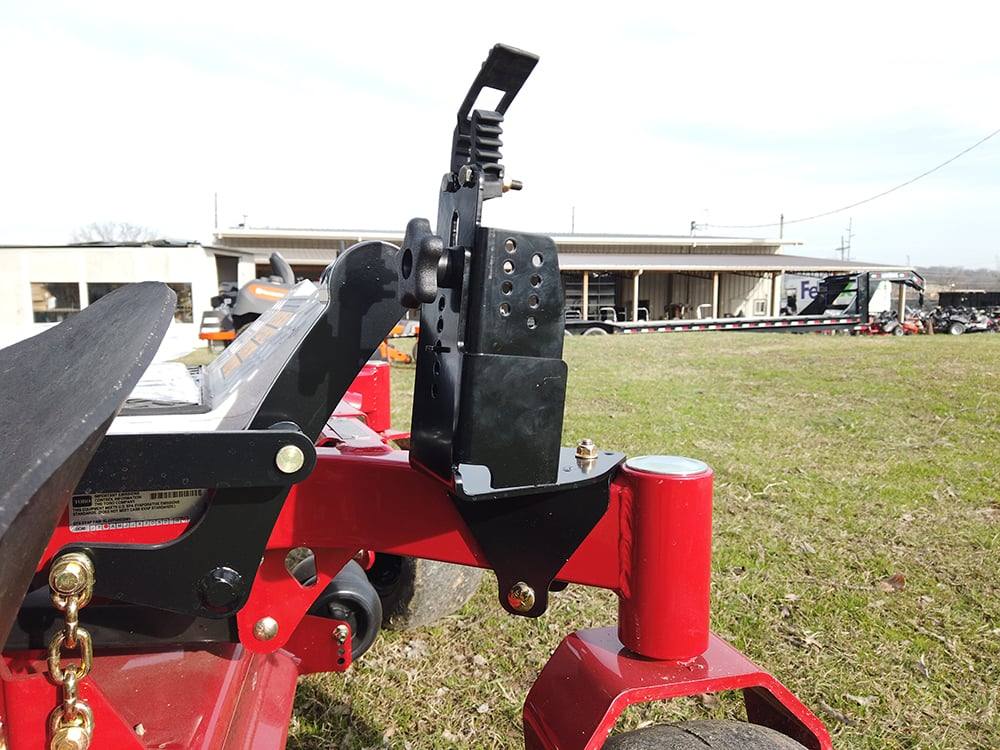 Toro 74480 Titan HD 2000 Zero Turn Mower Front Right