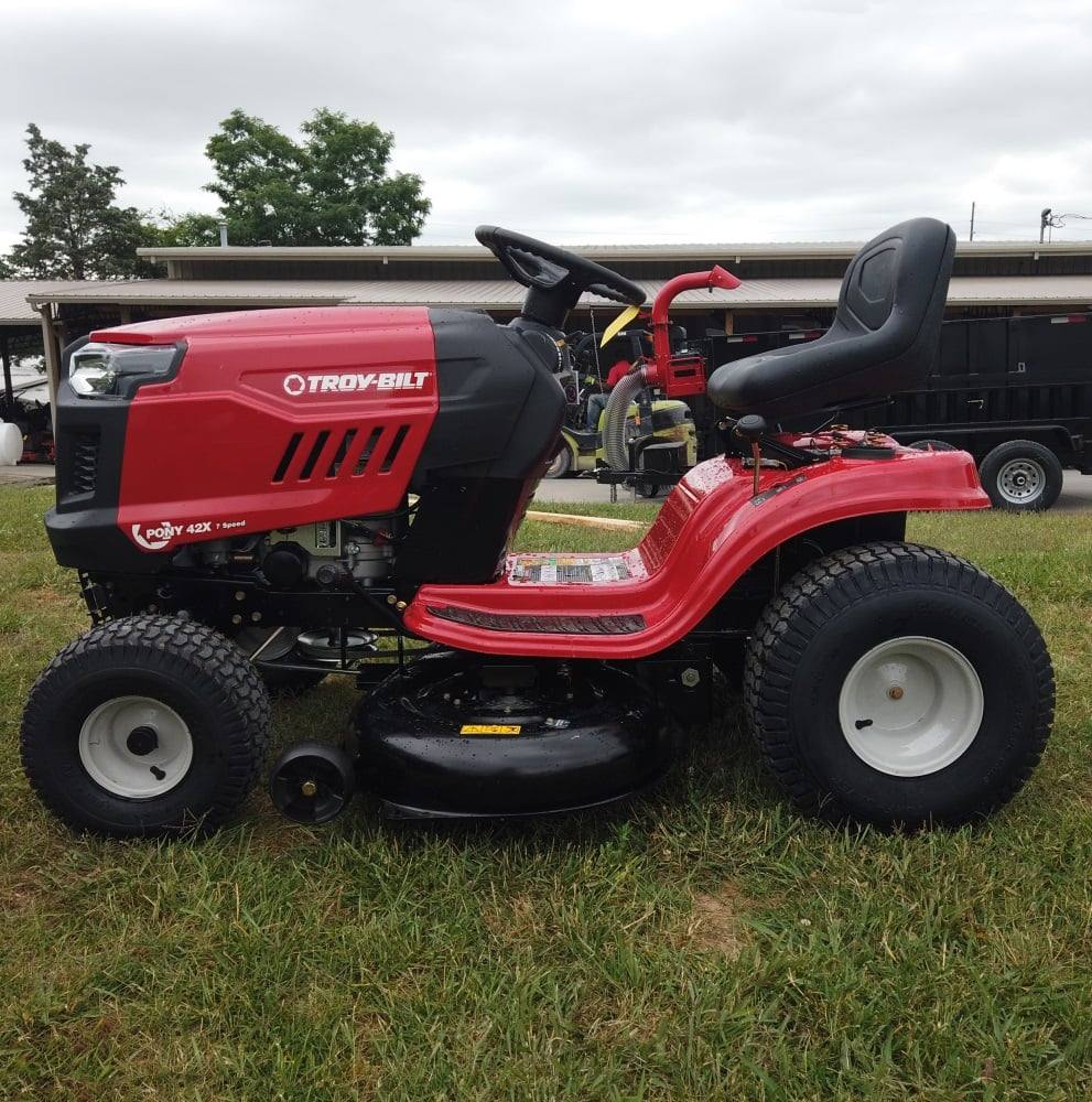 Troy-Bilt 13A877KS066 Tractor - 42" Front Right