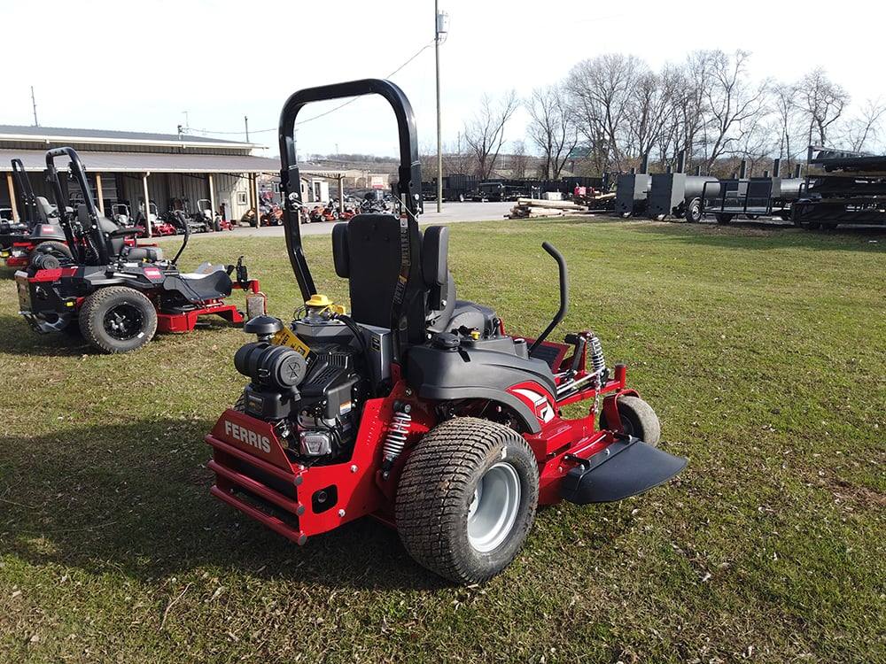 Ferris IS2100Z Zero Turn Mower 61" Deck 28HP Vanguard EFI Oil Guard Engine