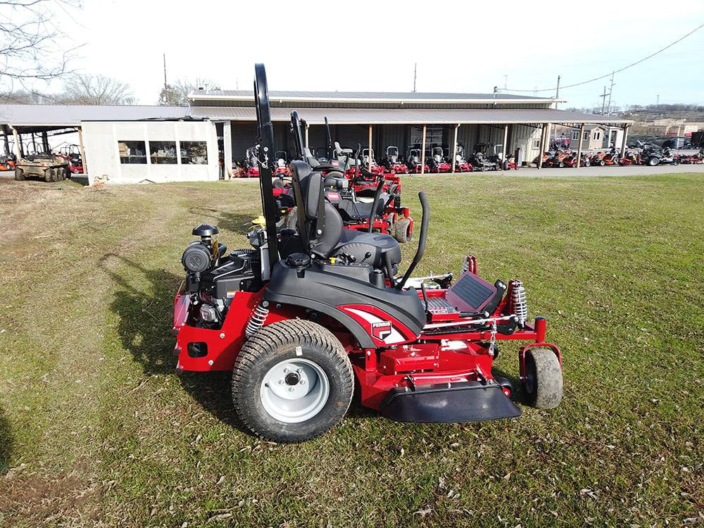 Ferris IS2100Z Zero Turn Mower 61" Deck 28HP Vanguard EFI Oil Guard Engine