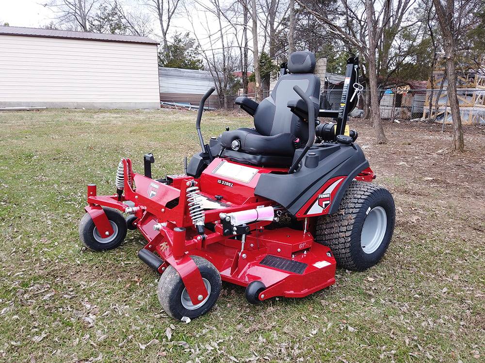 Ferris IS3200Z Zero Turn Mower 61" Stock 1