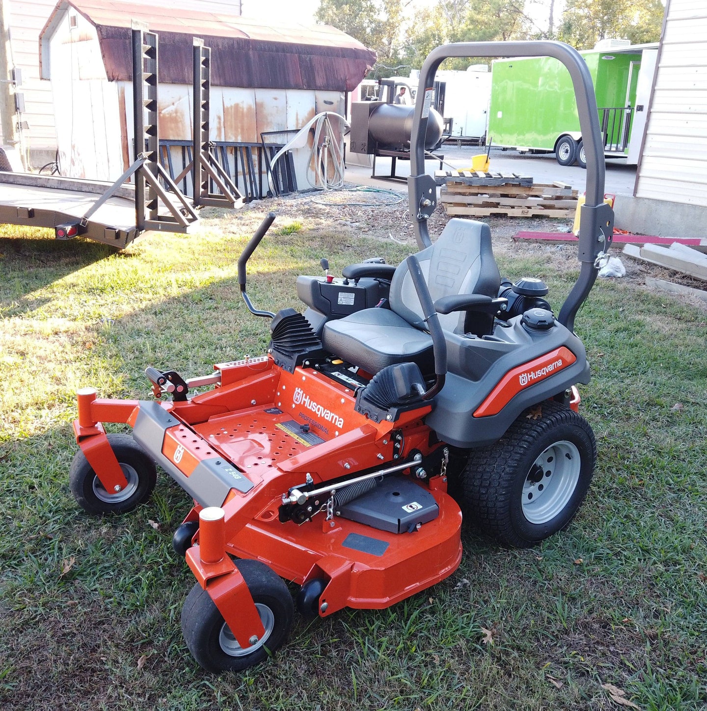 Husqvarna Z548 Zero Turn Mower 48" Deck 22 hp Kawasaki