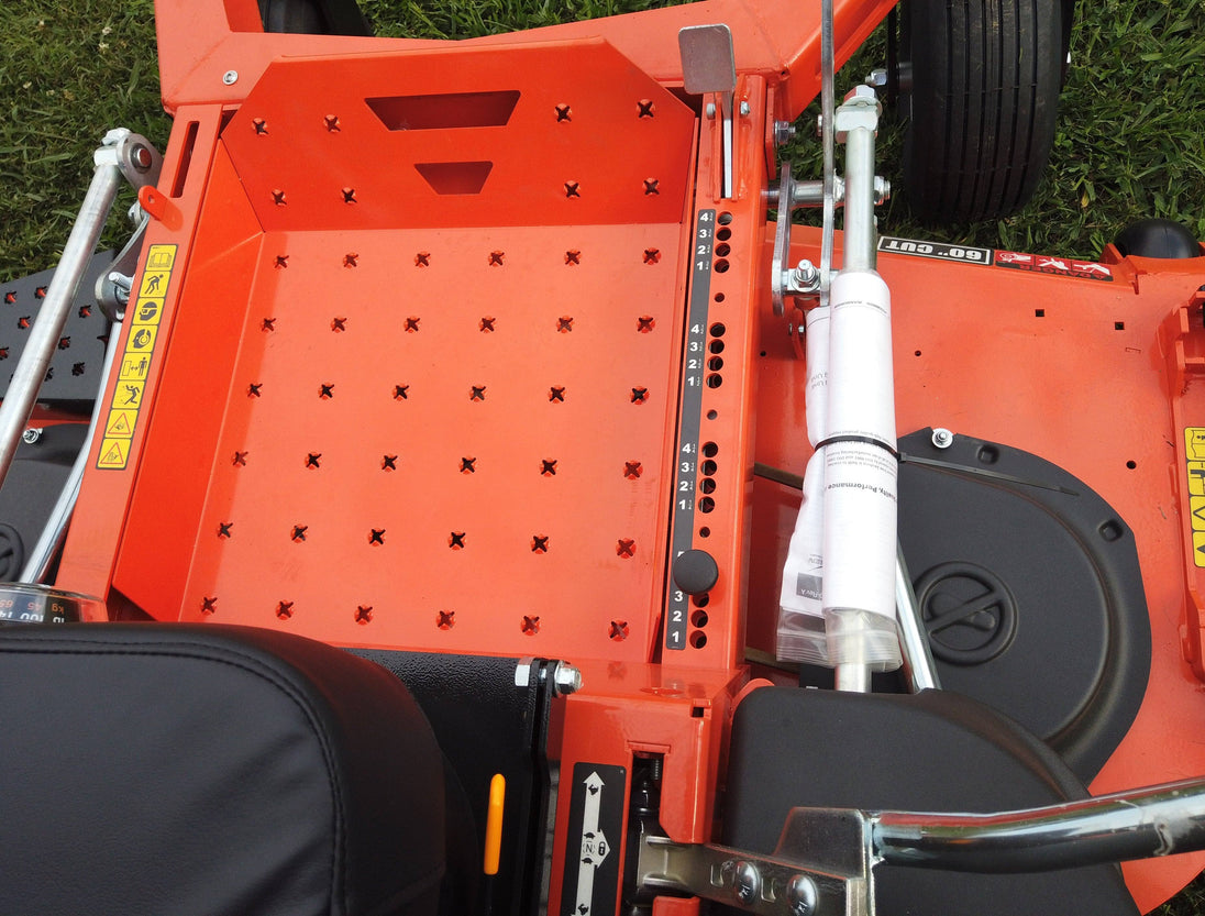 Jacobsen ZT900 2760KW Zero Turn Mower