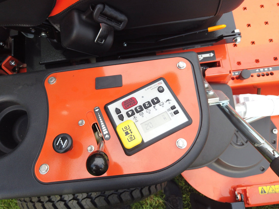 Jacobsen ZT900 2754KW Zero Turn Mower