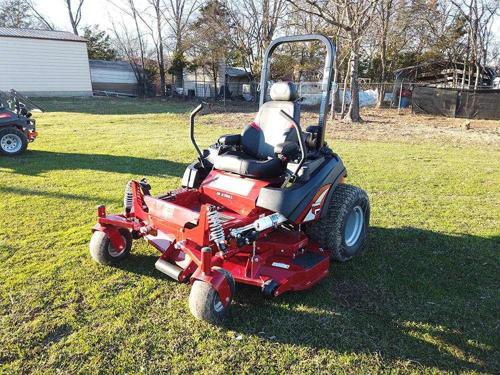 Ferris IS3200Z Zero Turn Mower 61" Deck 35HP Kawasaki