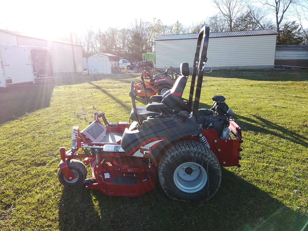 Ferris IS3200Z Zero Turn Mower 61" Deck 35HP Kawasaki