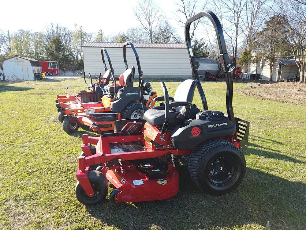 WorldLawn King Cobra Zero Turn Mower Front Right