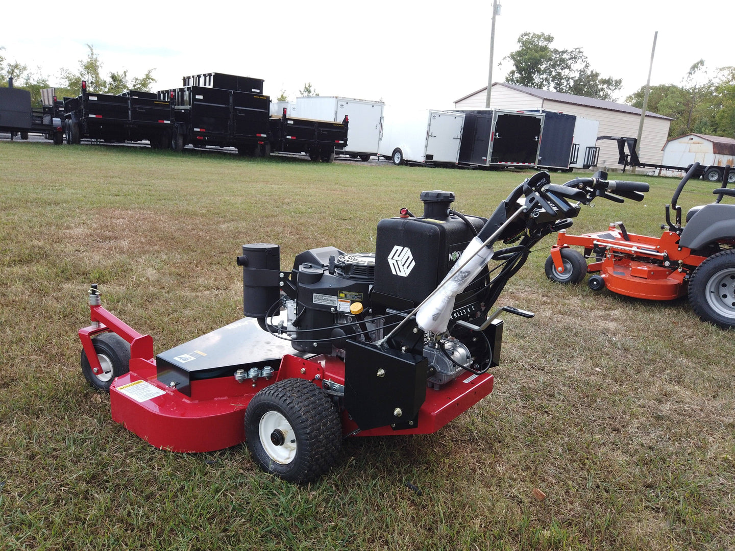 WorldLawn Hydro Walk Behind Mower Front Left