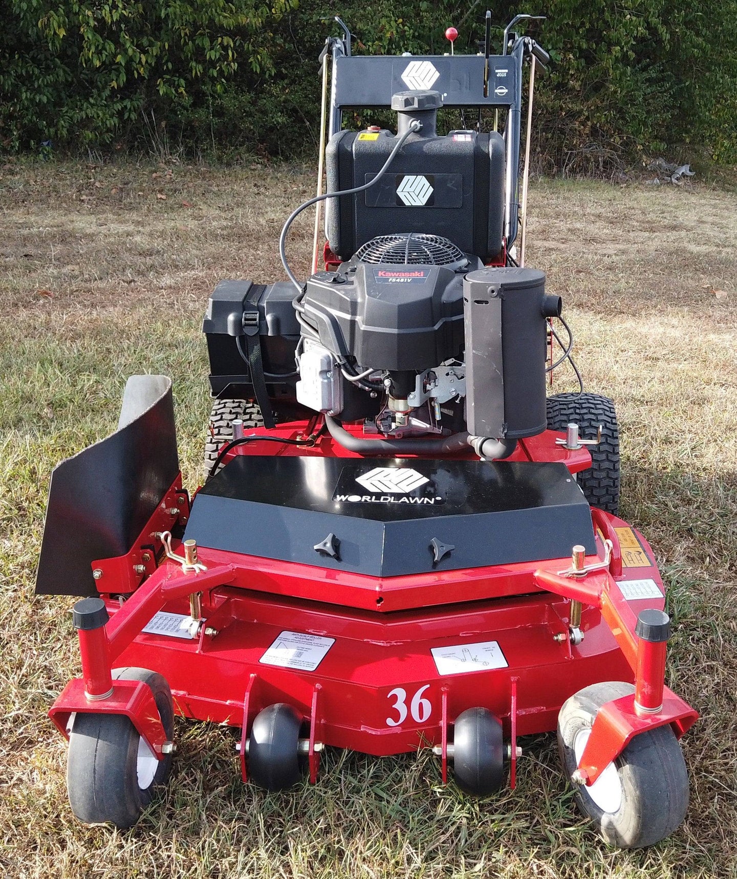 WorldLawn Hydro Walk Behind Mower Front Left