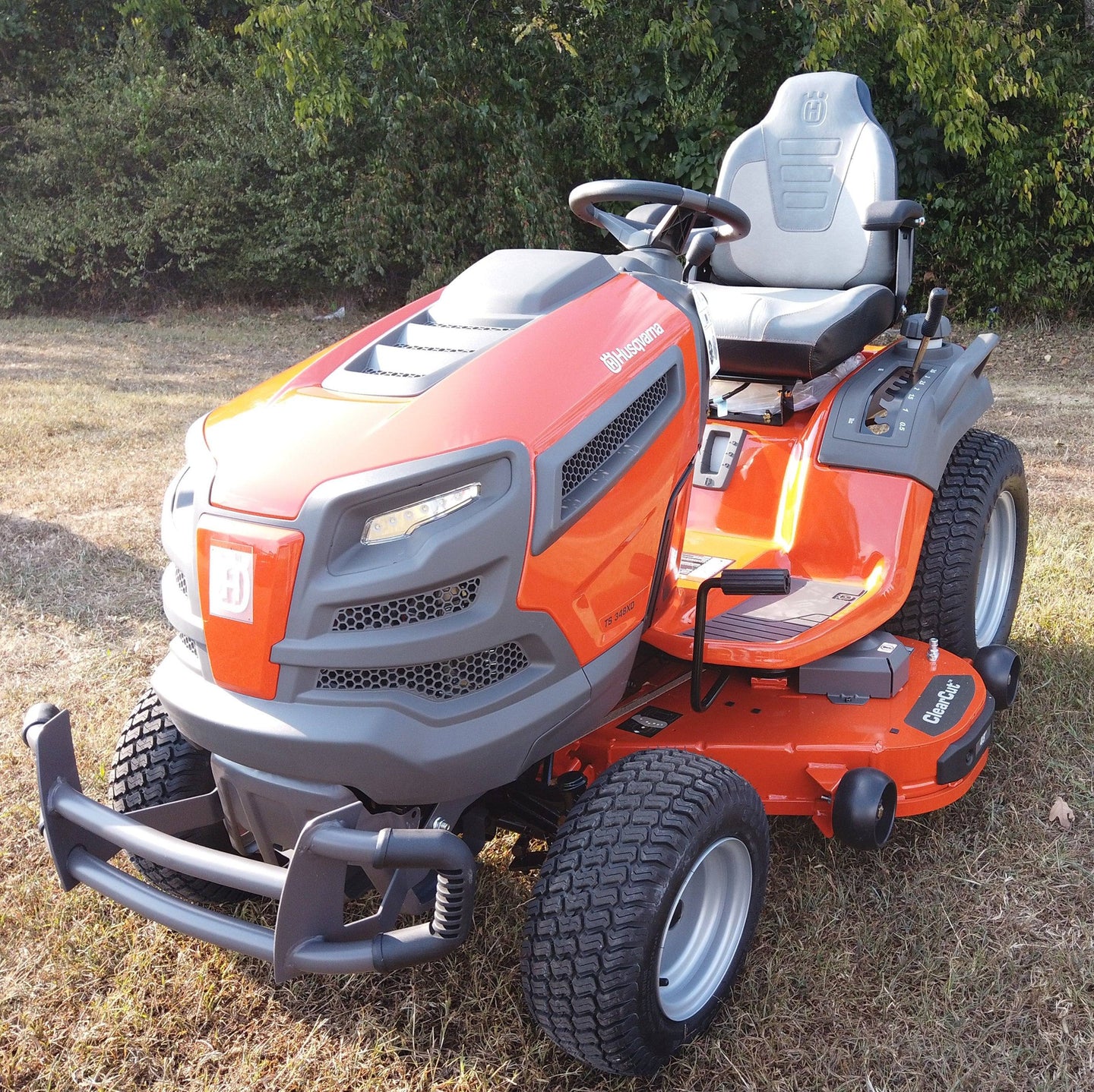 TS 348XD side view