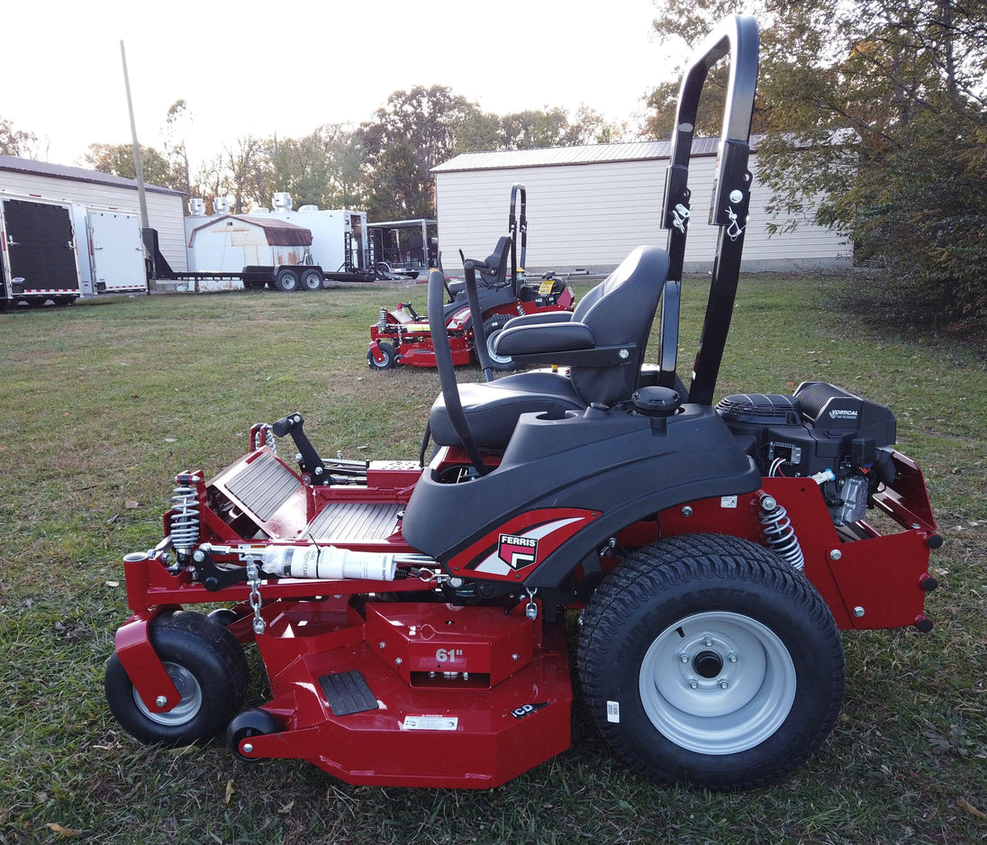 Ferris ISX800 Zero Turn Mower 61" - 26hp FT730V EFI