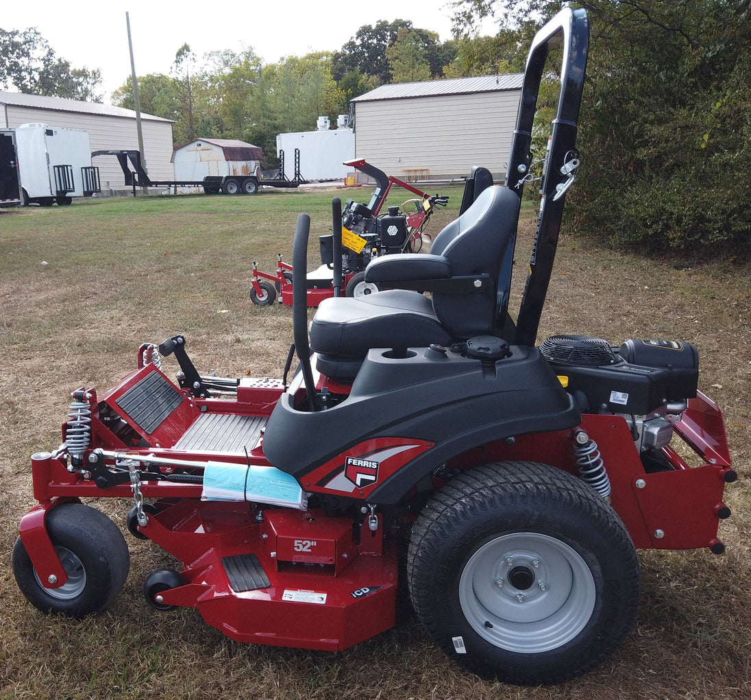 Ferris ISX 800 Zero Turn Mower 52" - 27 HP Briggs Engine
