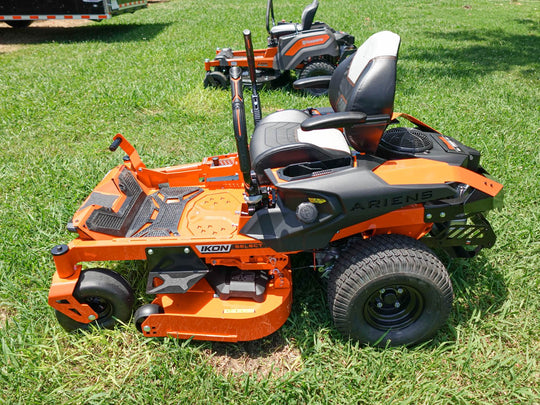 Ariens 918027 Ikon Select 42" Zero Turn Mower 21.5HP KAW�