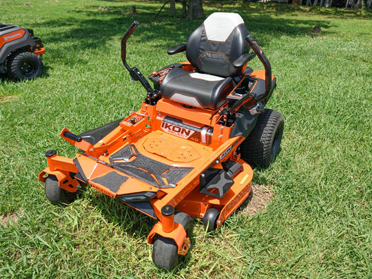 Ariens 918027 Ikon Select 42" Zero Turn Mower 21.5HP KAW�