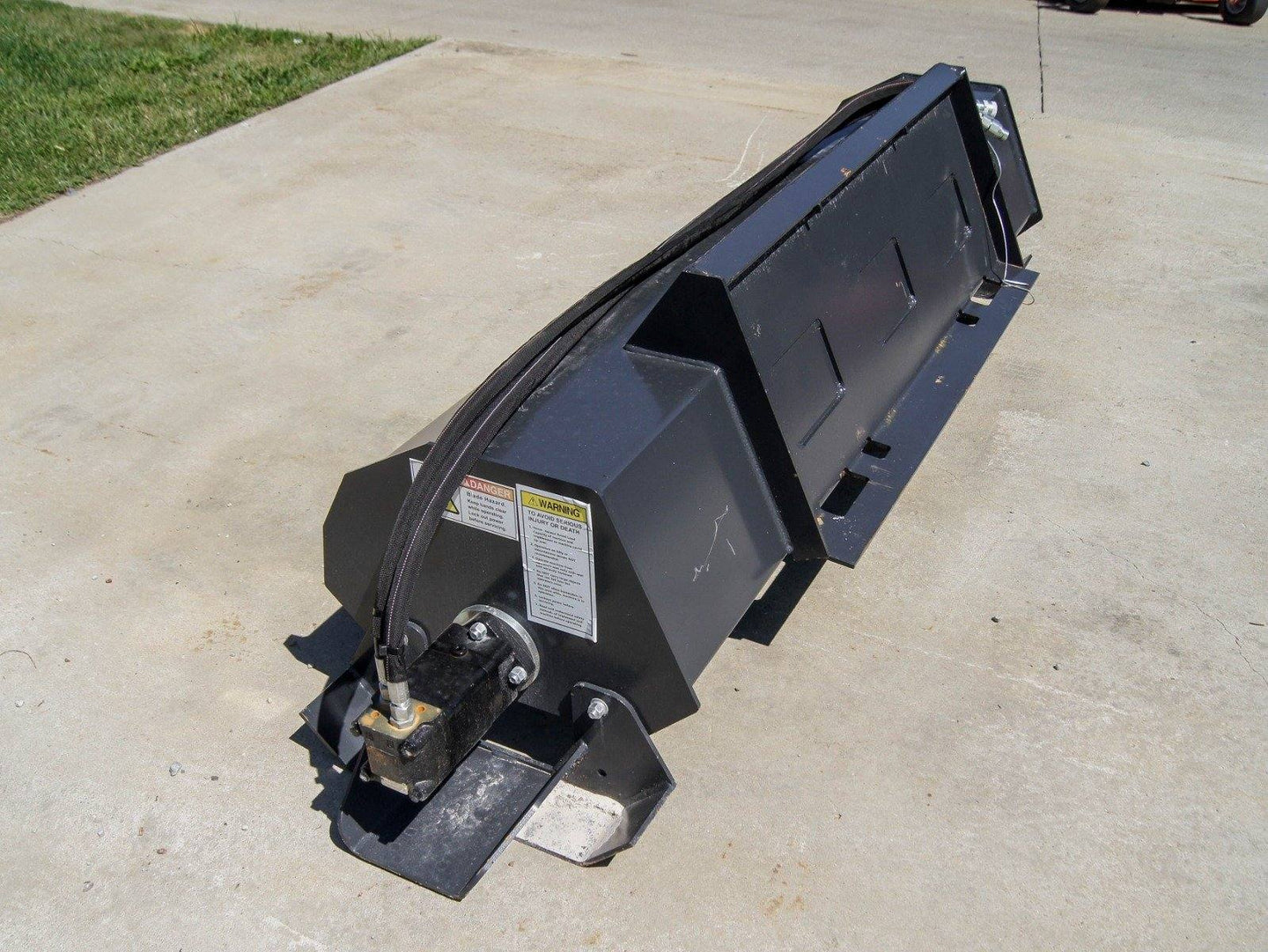 Wolverine ZW-TL-0072W 72'' Skid Steer Tiller Attachment