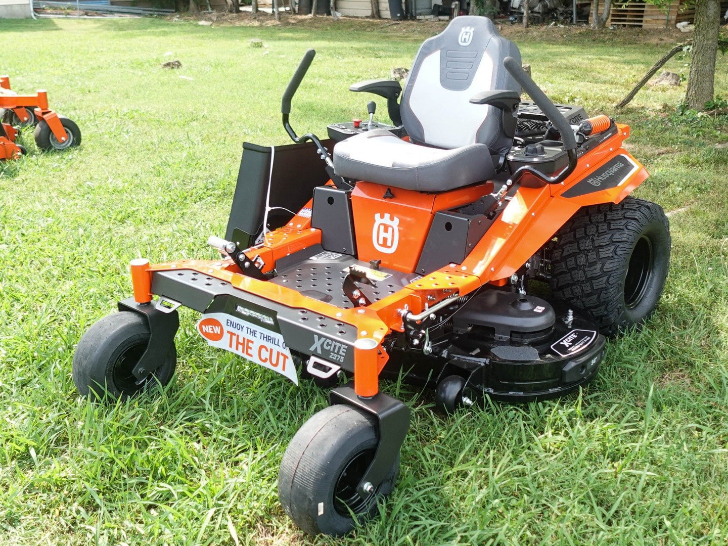 Husqvarna 54" Xcite 375 Zero Turn Mower 26HP KOH