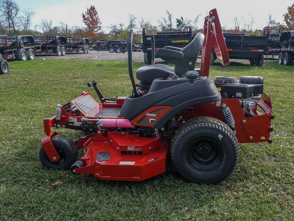 Ferris IS700Z Zero Turn Mower (5901919) with 61"