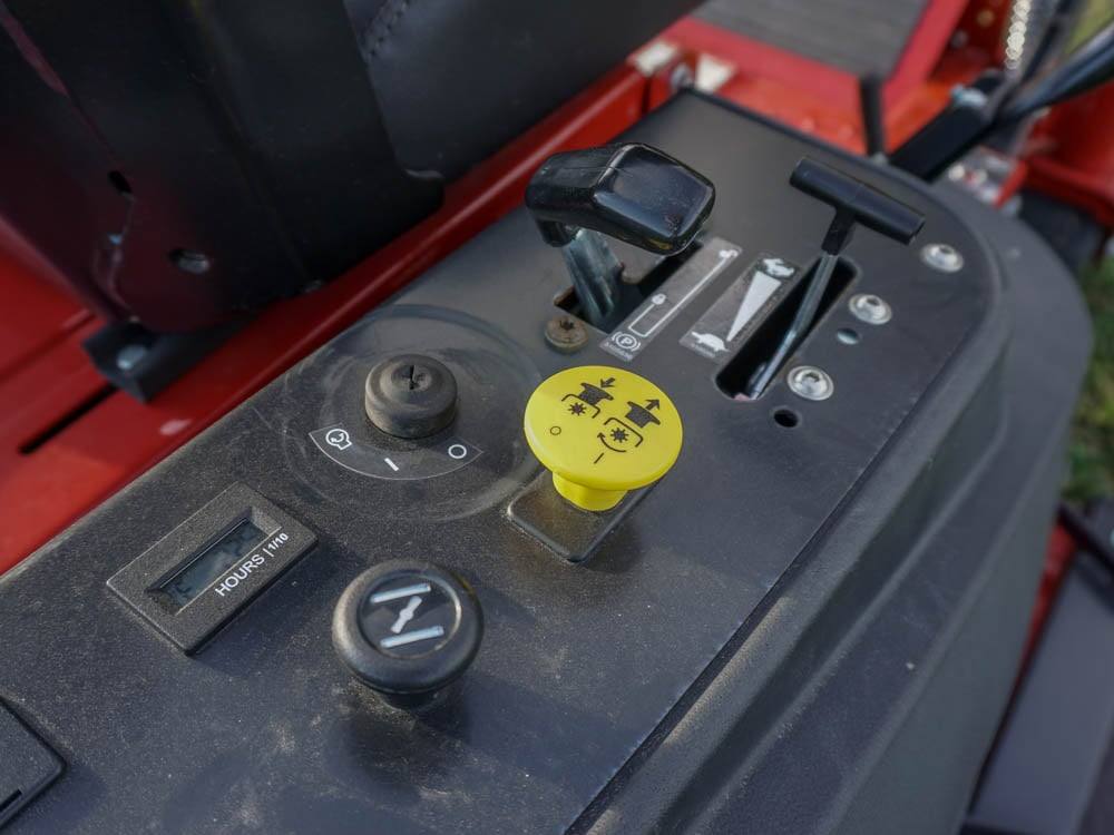 Ferris 400S Zero Turn Lawn Mower 48" Deck 21.5HP Kawasaki