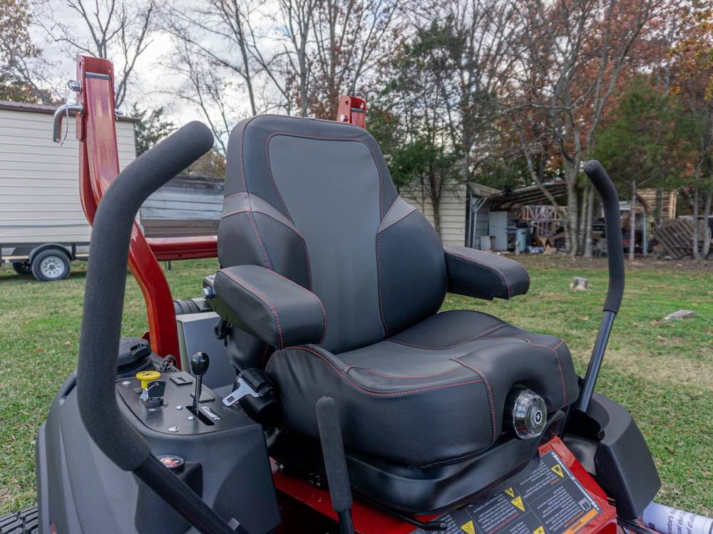 Ferris ISX2200 (5901923) 61" 28HP Vanguard EFI Zero Turn Mower