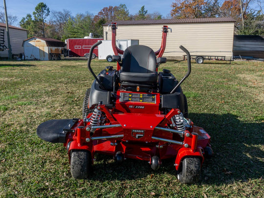 Ferris (5902028) ISX2200 61" Zero Turn Mower 26 HP Kawasaki