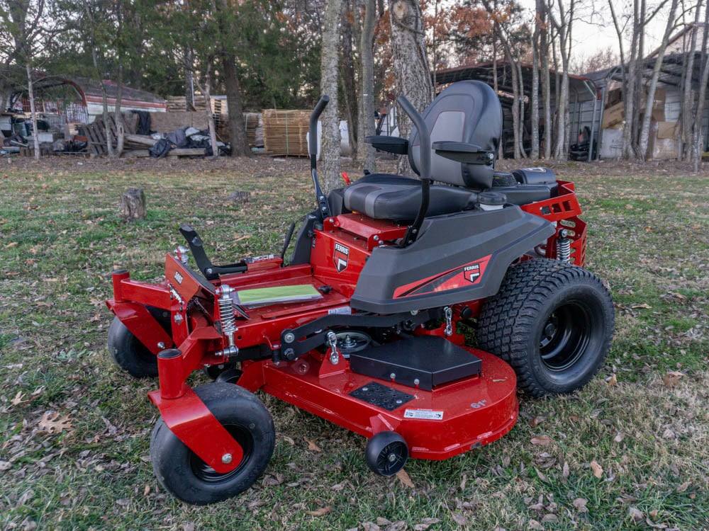 Ferris 500S (5902053) 61" 25HP Briggs & Stratton Zero Turn Mower