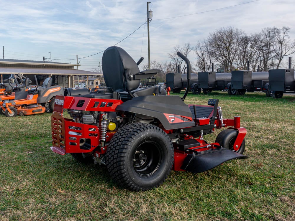 Ferris 500S (5902052) 52" 25HP Briggs and Stratton Zero Turn Mower