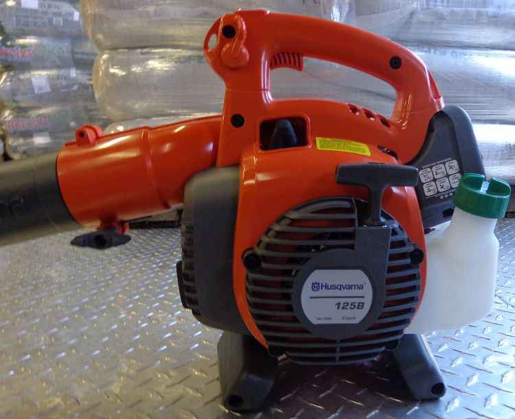 Husqvarna 125B Handheld Leaf Blower 28cc 425 cfm 170 mph