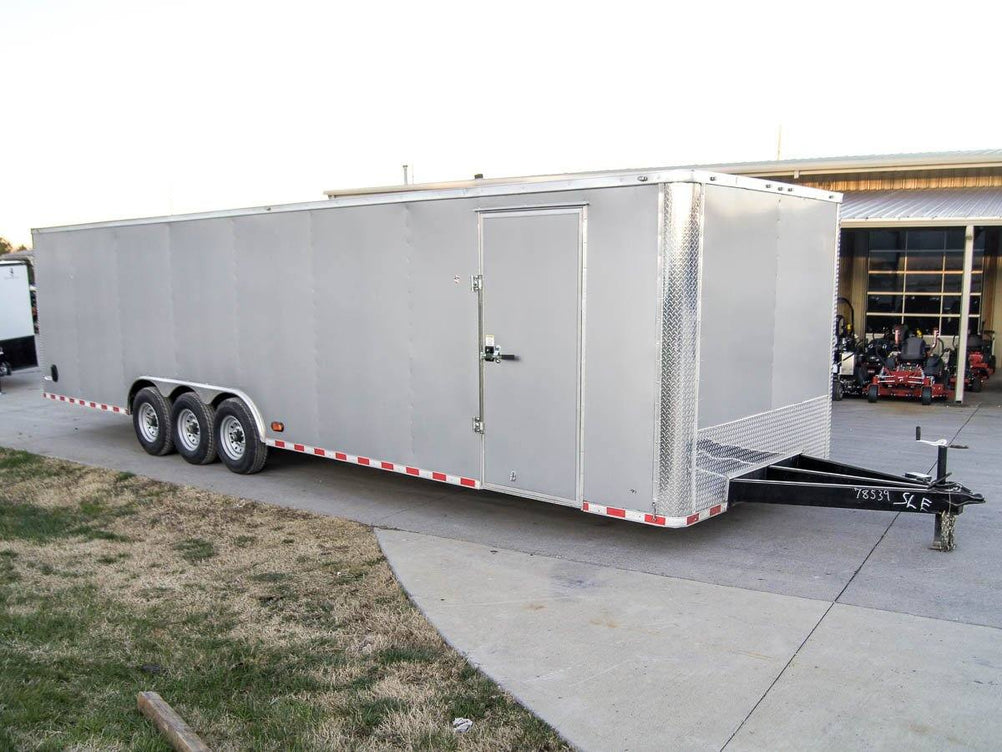 8.5x32 Silver Enclosed Car Hauler Trailer With Ramp and side door (3)