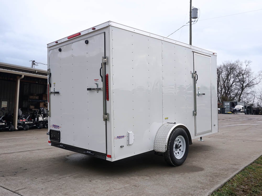 6'x12'  Enclosed V-Nose Trailer White Diamond Plate Floor Side Angle